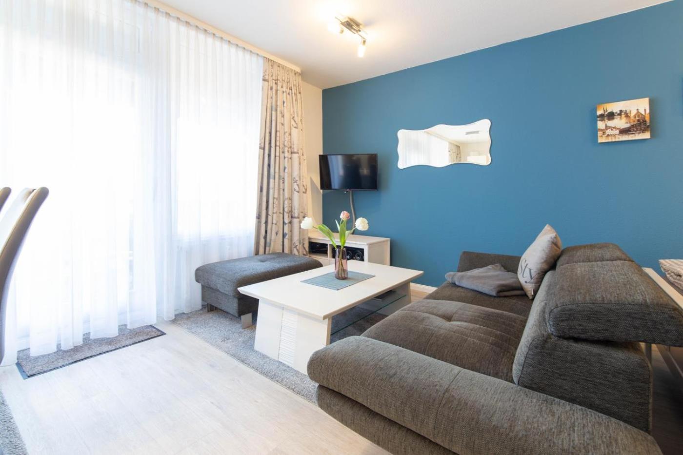 Ferienwohnung Bodo'S Strandkorb Любек Экстерьер фото